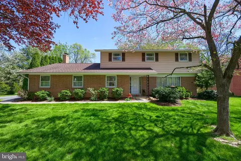 1931 Rachael Dr, Lancaster, PA 17601