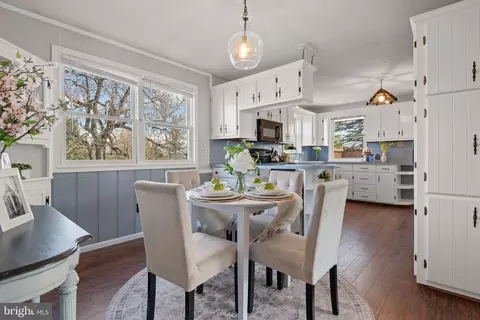 Dining - 108 Snavely Mill Rd, Lititz, PA 17543 photo 1 of 2