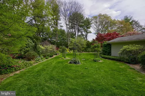 Exterior - 319 E Oregon Rd, Lititz, PA 17543 photo 16 of 21