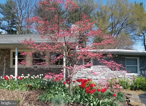 Exterior - 319 E Oregon Rd, Lititz, PA 17543 photo 18 of 21