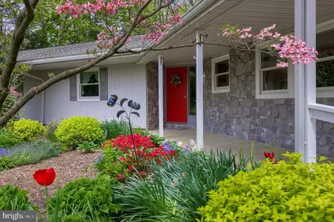 Exterior - 319 E Oregon Rd, Lititz, PA 17543 photo 2 of 21