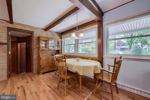 Dining - 319 E Oregon Rd, Lititz, PA 17543 photo 7 of 8