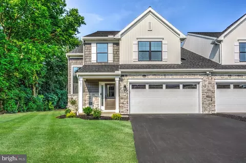 101 Village #016-08, Millersville, PA 17551