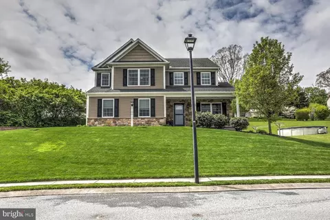 109 Carriage Way, East Earl, PA 17519