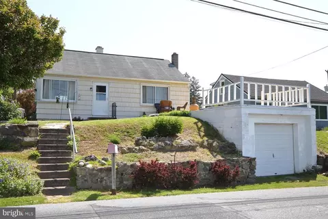 807 Mill Rd, Elizabethtown, PA 17022