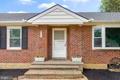 377 Barbara St, Millersville, PA 17551