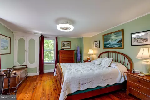 Bedroom - 128 S Spruce St, Lititz, PA 17543 photo 3 of 4