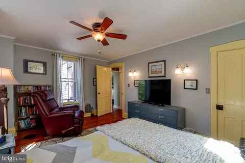 Bedroom - 128 S Spruce St, Lititz, PA 17543 photo 2 of 4