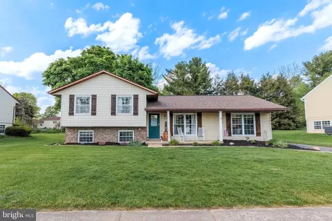2333 Debra Ave, East Petersburg, PA 17520
