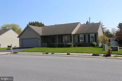 217 Cedar Holw, Manheim, PA 17545