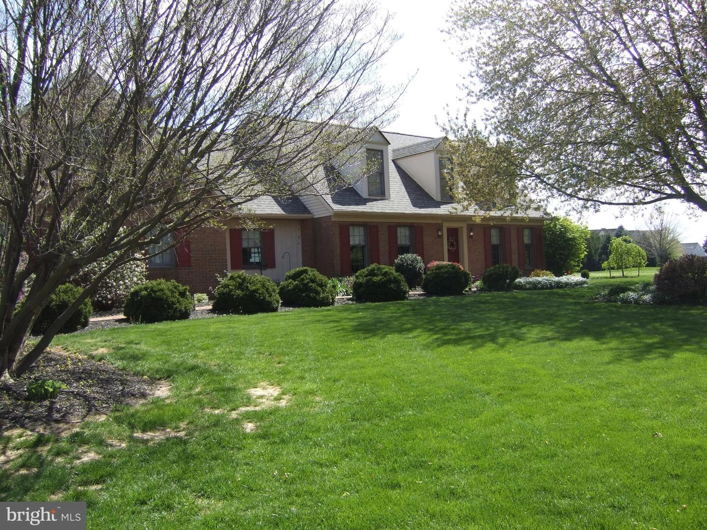 Exterior - 656 Quarry Rd, Lititz, PA 17543 photo 2 of 12
