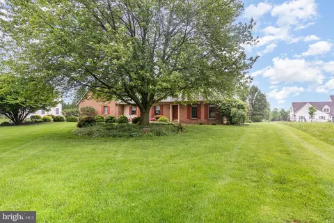 Exterior - 656 Quarry Rd, Lititz, PA 17543 photo 8 of 12