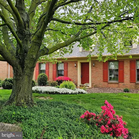 656 Quarry Rd, Lititz, PA 17543
