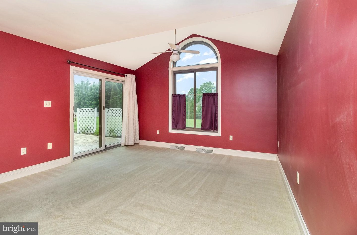 Bedroom - 656 Quarry Rd, Lititz, PA 17543 photo 1 of 7