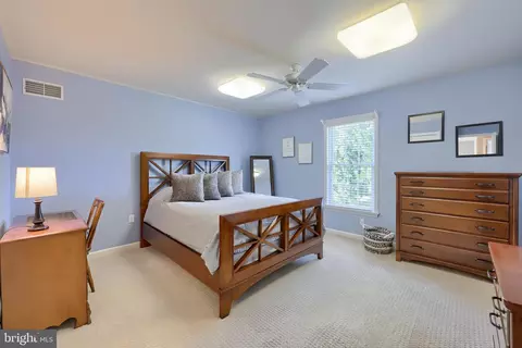 Bedroom - 367 Portland Pl, Lititz, PA 17543 photo 3 of 7