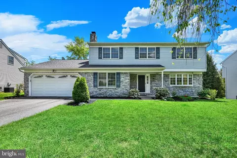 96 Farmington Pl, Landisville, PA 17538