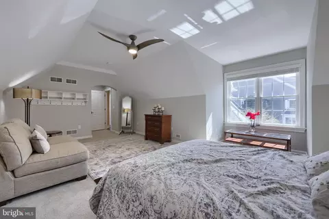 Bedroom - 663 Goose Neck Dr, Lititz, PA 17543 photo 8 of 9