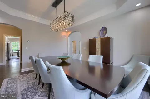 Dining - 663 Goose Neck Dr, Lititz, PA 17543 photo 4 of 8