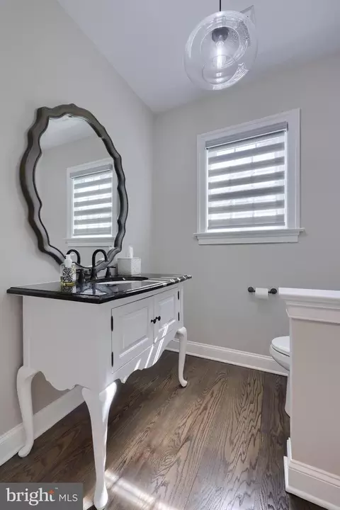Bath - 663 Goose Neck Dr, Lititz, PA 17543 photo 1 of 7