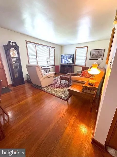 Living - 224 Noble St, Lititz, PA 17543 photo 1 of 1