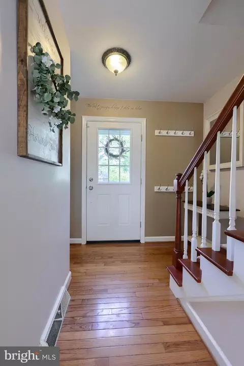 321 Koser Rd, Lititz, PA 17543 photo 3