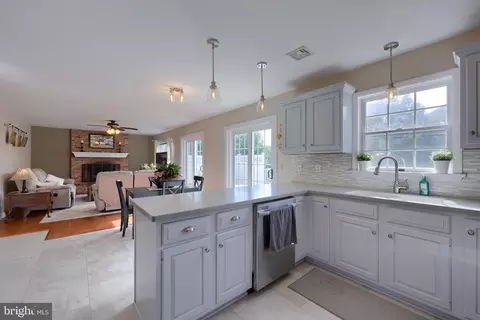 321 Koser Rd, Lititz, PA 17543 photo 14