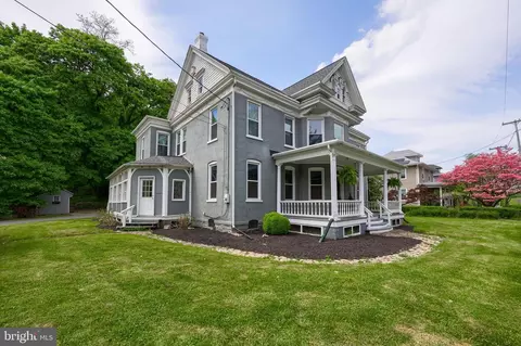 2404 Lititz Pike, Lancaster, PA 17601