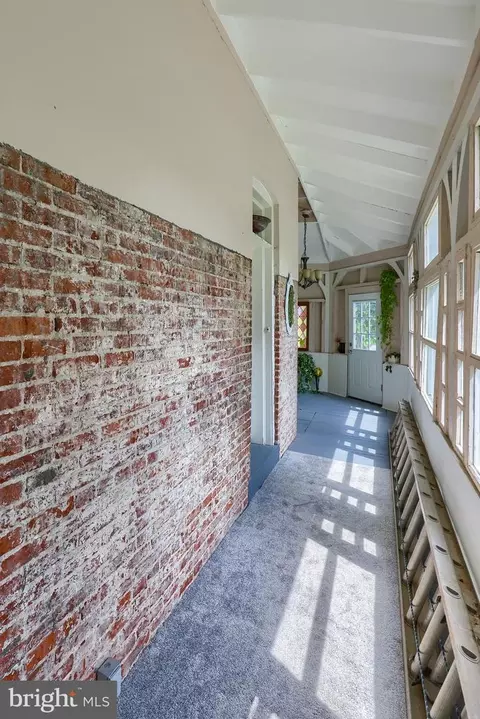 Entry Way - 2404 Lititz Pike, Lancaster, PA 17601 photo 6 of 9