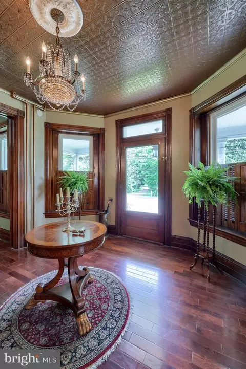 Entry Way - 2404 Lititz Pike, Lancaster, PA 17601 photo 1 of 9