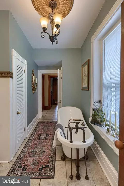 Entry Way - 2404 Lititz Pike, Lancaster, PA 17601 photo 7 of 9