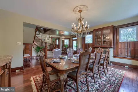 Dining - 2404 Lititz Pike, Lancaster, PA 17601 photo 3 of 4