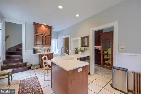 Kitchen - 2404 Lititz Pike, Lancaster, PA 17601 photo 3 of 8