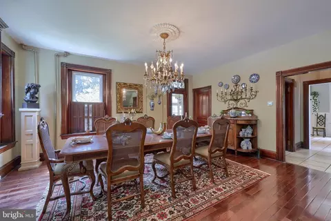 Dining - 2404 Lititz Pike, Lancaster, PA 17601 photo 1 of 4