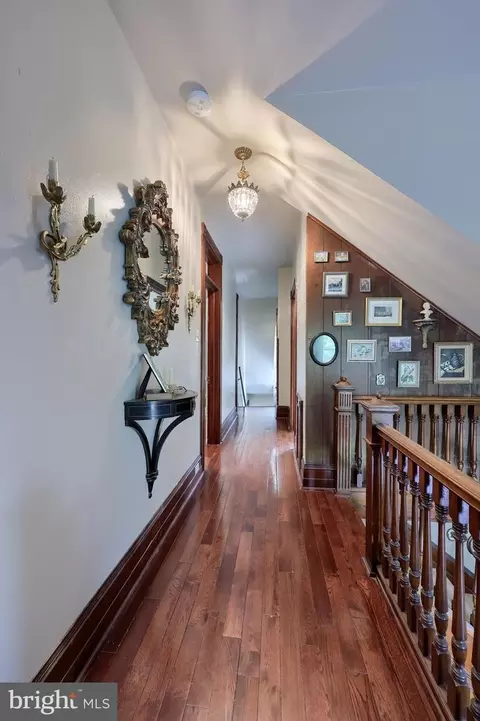 Entry Way - 2404 Lititz Pike, Lancaster, PA 17601 photo 8 of 9