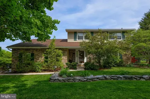 465 Revere Rd, Lancaster, PA 17601
