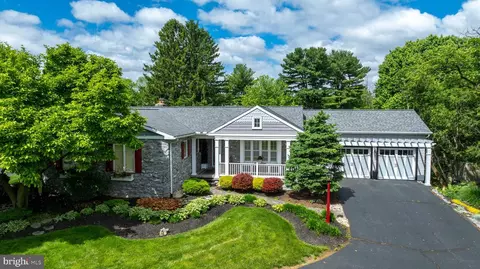 1944 Carlton Pl, Lancaster, PA 17601