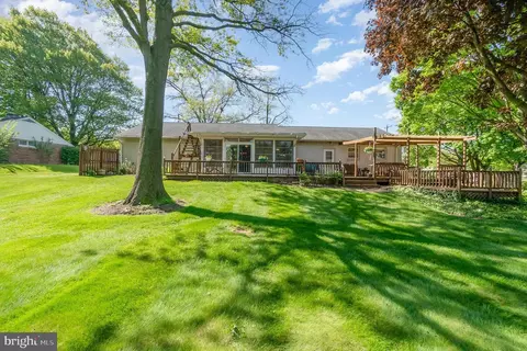 609 W Orange St, Lititz, PA 17543 photo 30