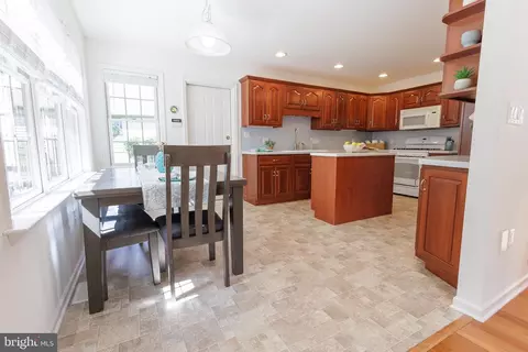 666 Laurel Ave, Lititz, PA 17543 photo 10