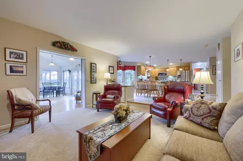Living - 622 Woodcrest Ave, Lititz, PA 17543 photo 1 of 1