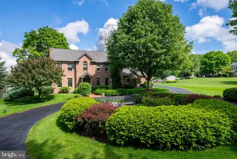 622 Woodcrest Ave, Lititz, PA 17543