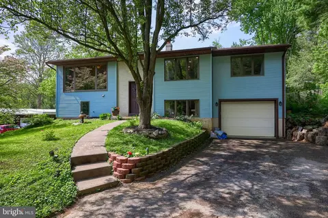 43 Dogwood Ct, Lancaster, PA 17603