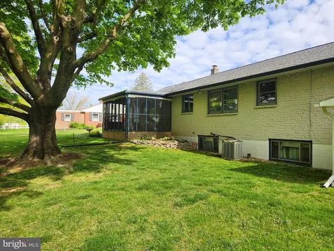 420 Owl Hill Rd, Lititz, PA 17543 photo 9