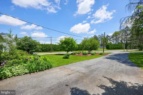 220 E Marion St, Lititz, PA 17543 photo 32