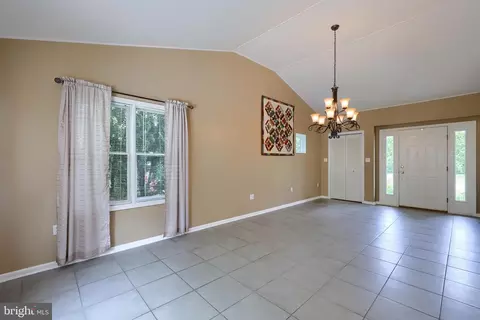 220 E Marion St, Lititz, PA 17543 photo 6