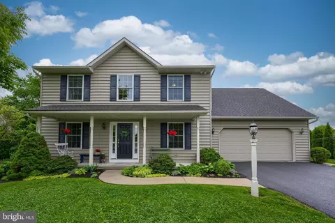 404 Buttercup Dr, Ephrata, PA 17522