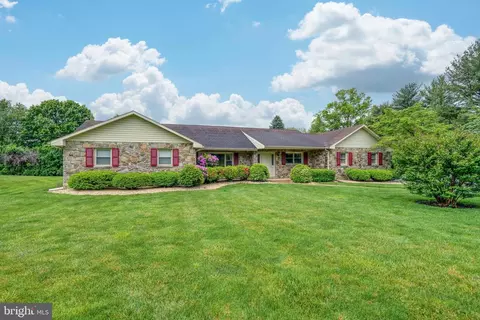 126 Sunrise Ave, Lancaster, PA 17601