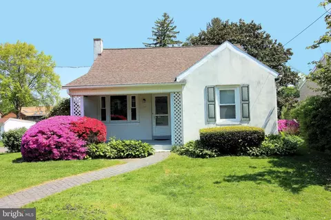 109 Roselle Ave, Lancaster, PA 17603