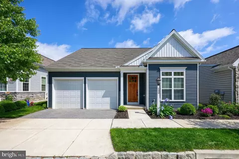 140 Asbury Ln, Strasburg, PA 17579