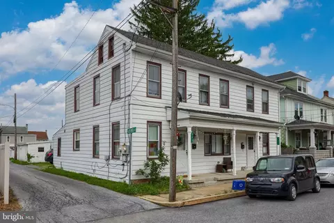 243 S 245 S Charlotte St, Manheim, PA 17545