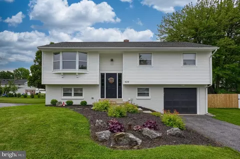 424 Nottingham Ave, Lancaster, PA 17601